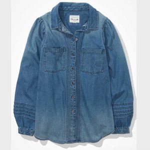 AMERICAN EAGLE OUTFITTERS Pin tuck Denim Shirt - size XS